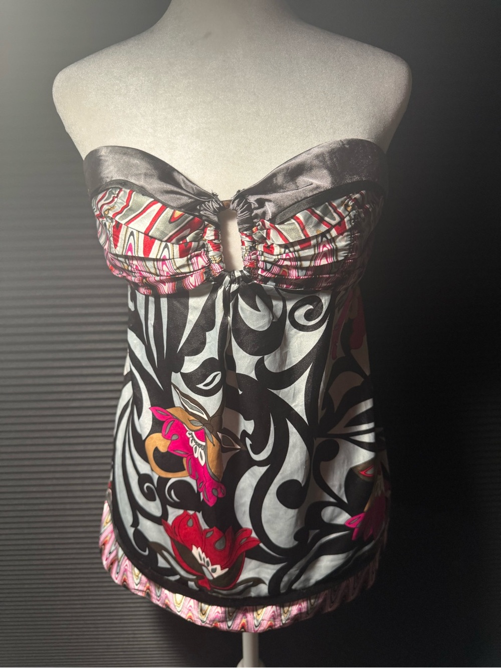 Vintage Strapless Floral-Print Satin Dress in Black & Pink